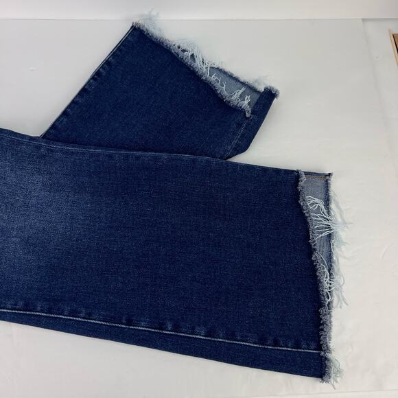 Lovervet By Vervet MID RISE RAW STEP HEM CROP FLARE Women's Jeans LV1147-P 18W - Picture 7 of 14